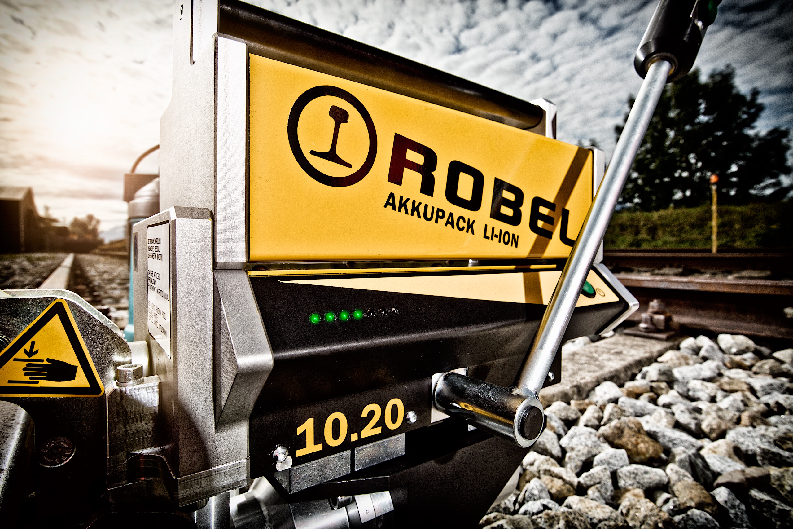 Robel Bahnbaumaschinen - People