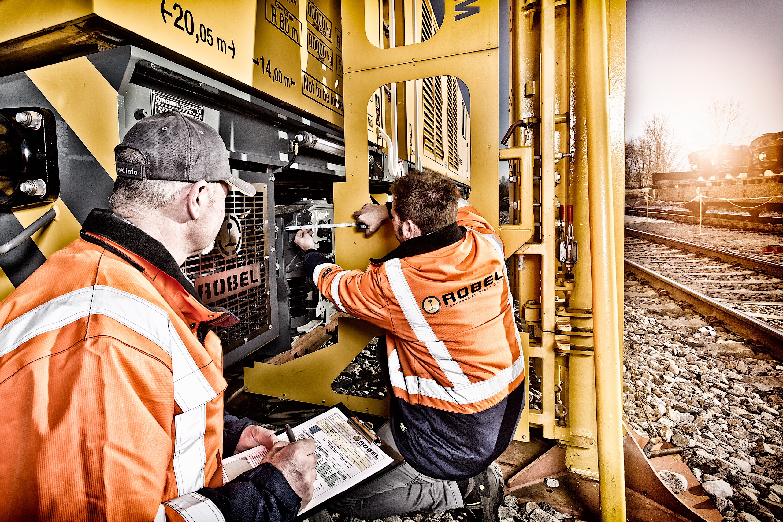 Robel Bahnbaumaschinen - People