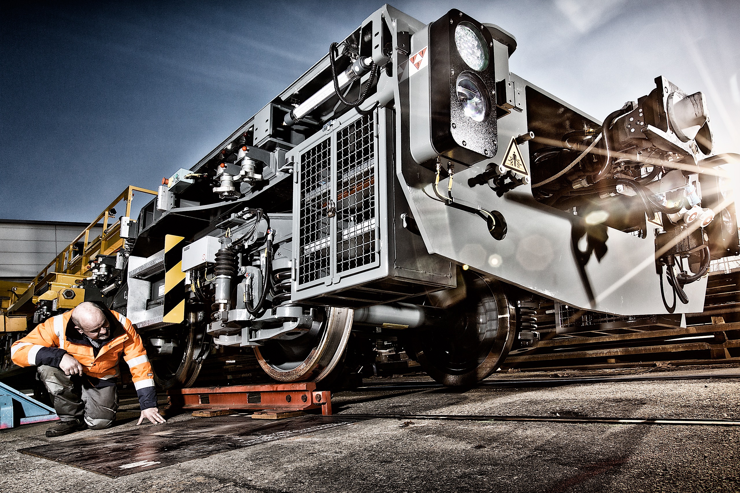 Robel Bahnbaumaschinen - People